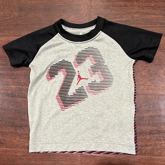 Nike toddler boy dri-fit shirt - Picture 1 of 5
